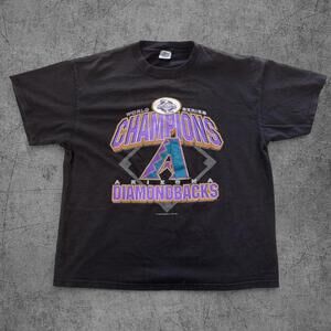 Vintage 2001 Diamondbacks MLB Championship Tee